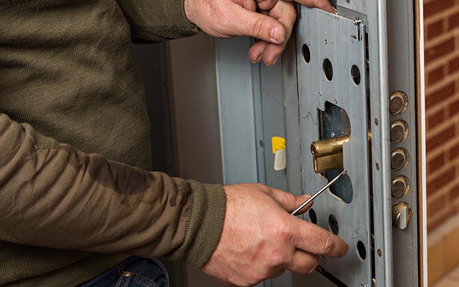 prix d'un serrurier pour ouvrir une porte Aubervilliers